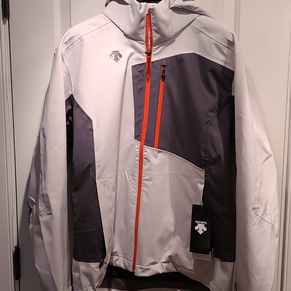 descente rage 3l jacket